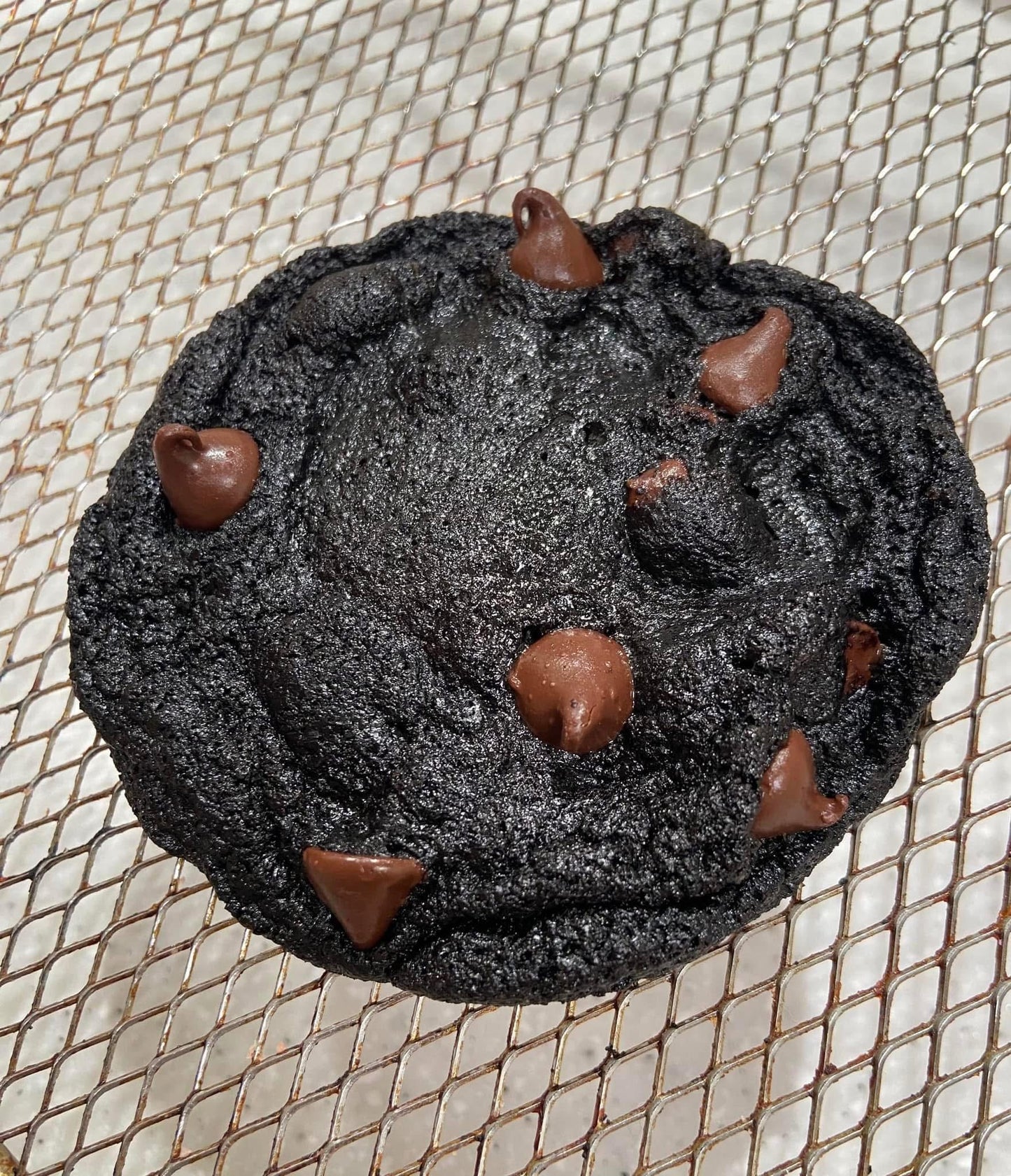 3oz Black Velvet Cookie