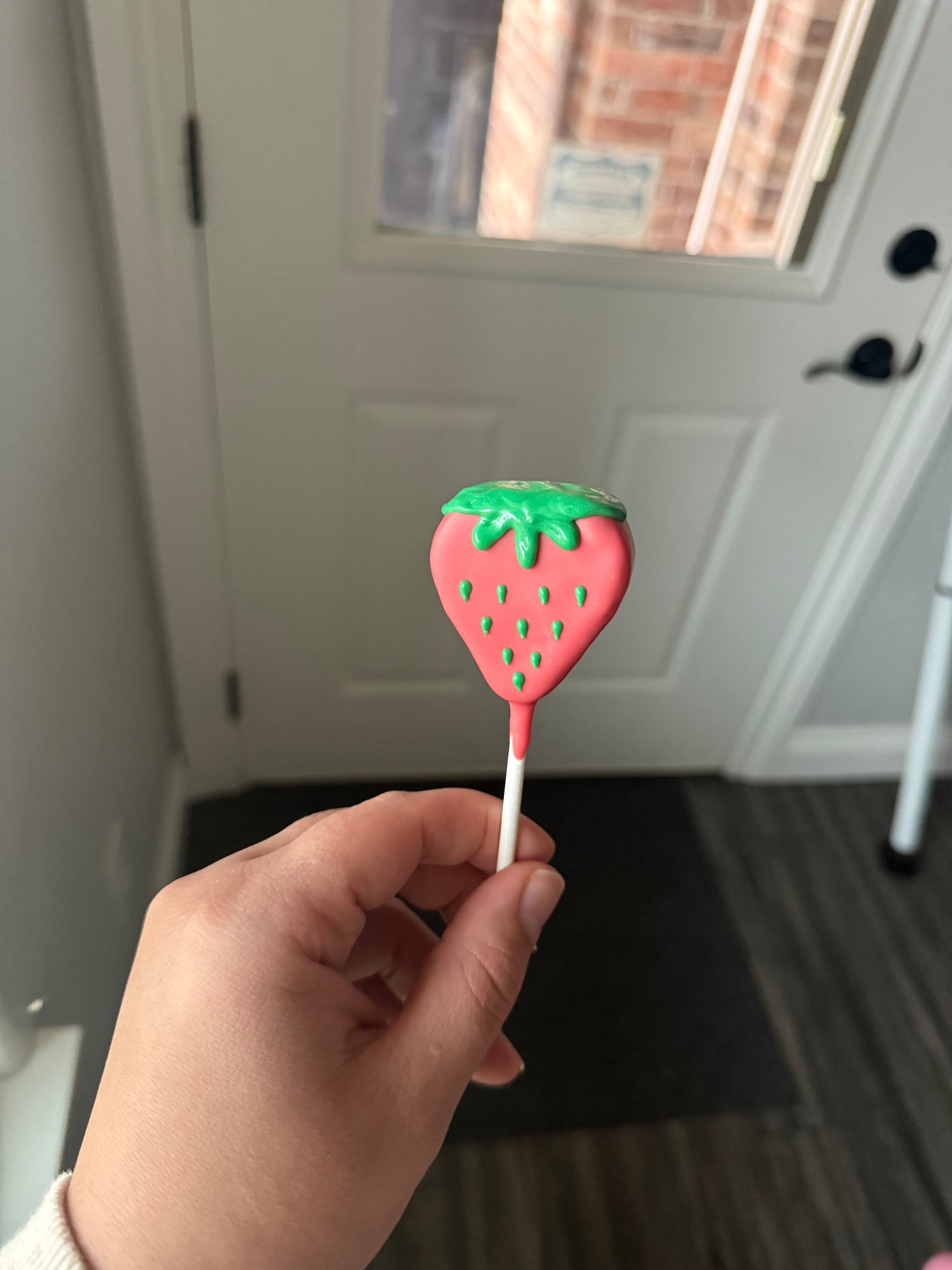 Strawberry cake pop