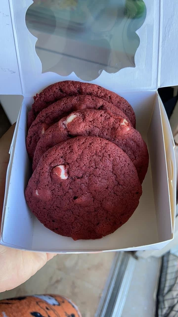 3oz Red Velvet Cookie