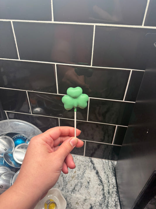 Vanilla Shamrock cake pop