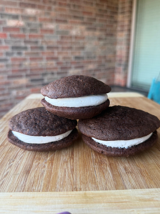 Chocolate whoopie pie