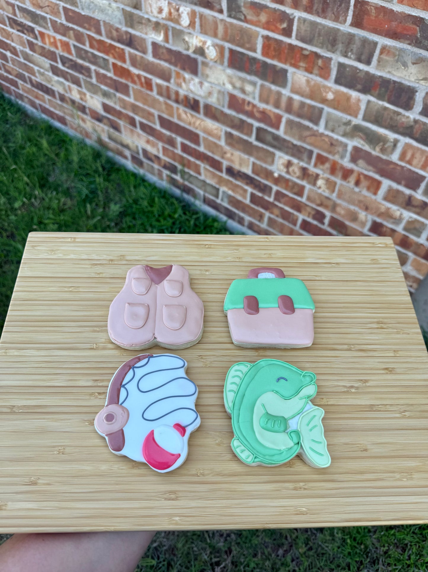 Cut out sugar cookie Typed Recipe & Tutorial Video