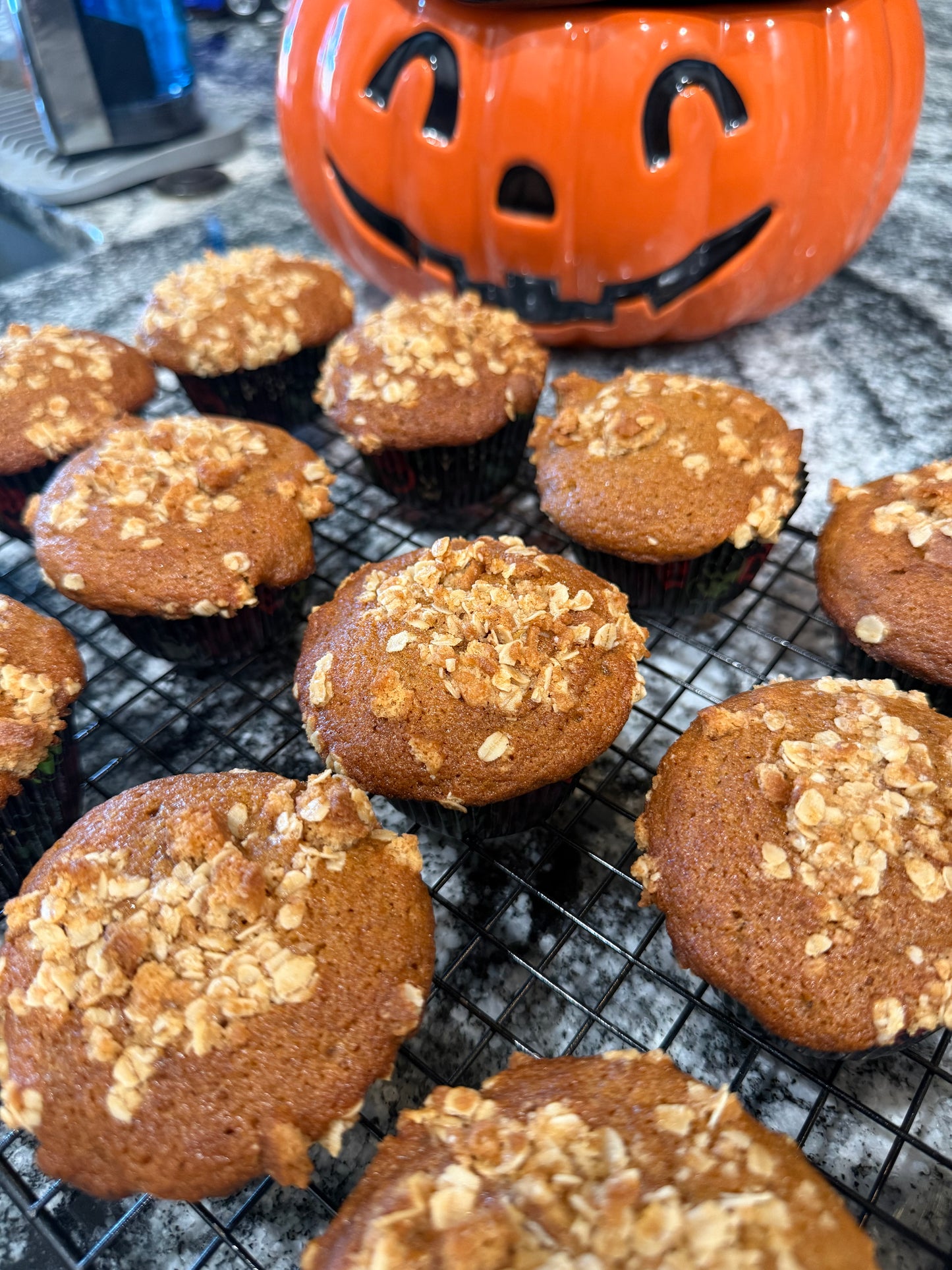 Pumpkin Crumb Muffins