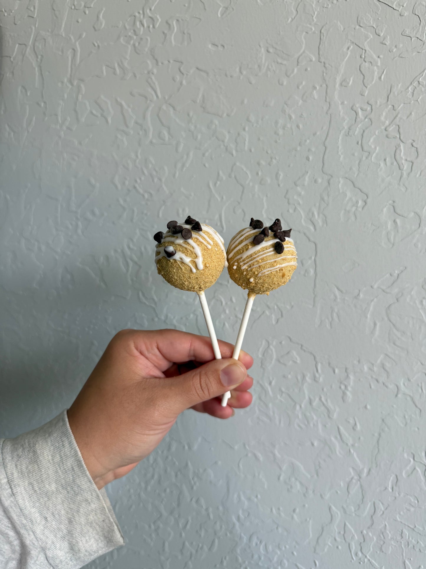 S’mores cake pop
